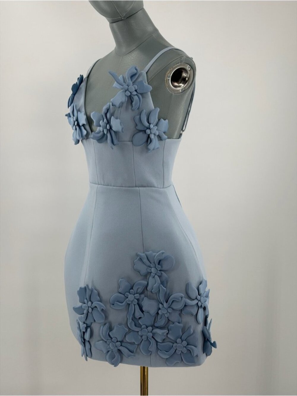 🆕 BRONX & BANCO 🧿 NWOT Emma 3D Floral Mini Dress, Pastel Blue - Sz XS US 2 - Picture 4 of 14